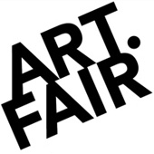 Als Logo der Referenzen bei Art.Fair, ist ein zweifarbiges Logo zu sehen.